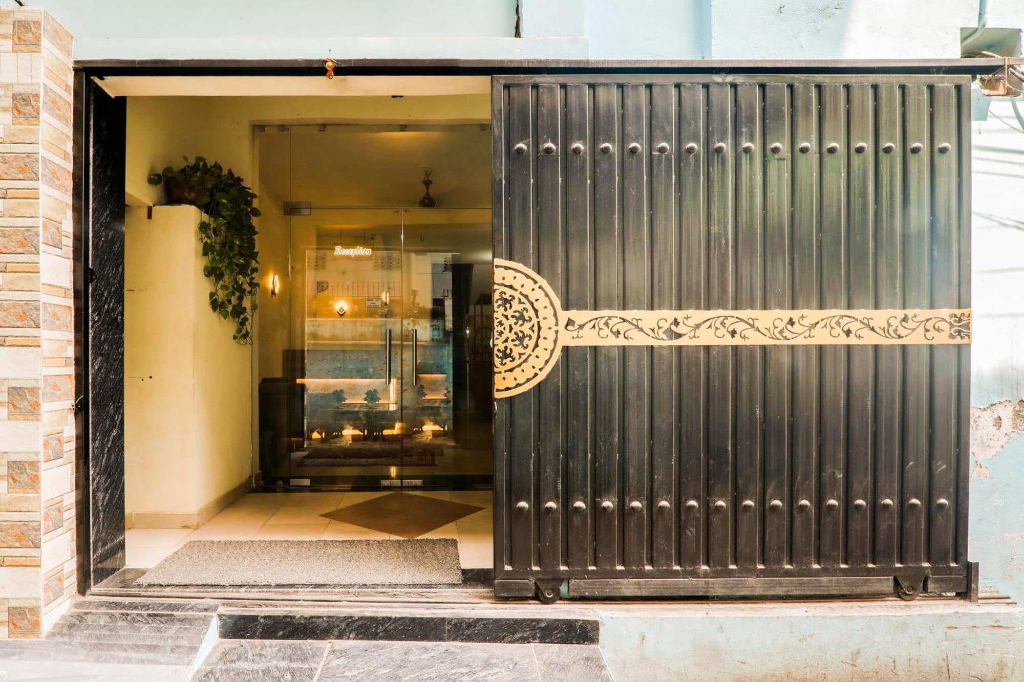 Hotel O Shree Hotel Mriduni Varanasi Dış mekan fotoğraf